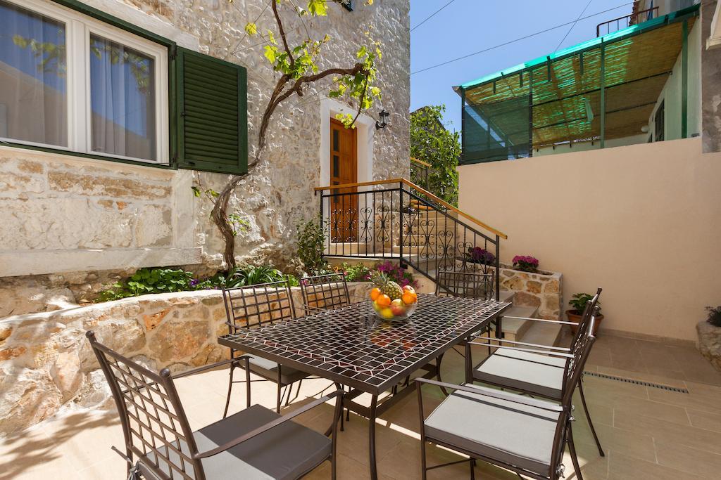 Apartments Vica Sibenik Ngoại thất bức ảnh